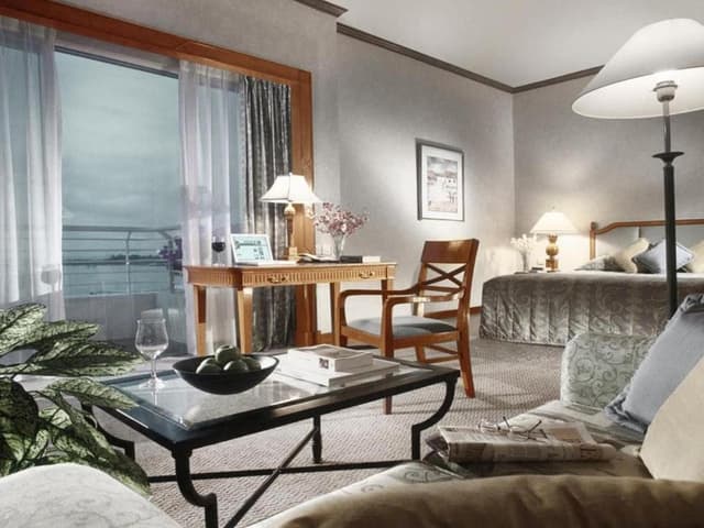 Premier Suite