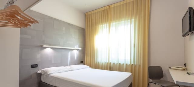 Basic Double Room