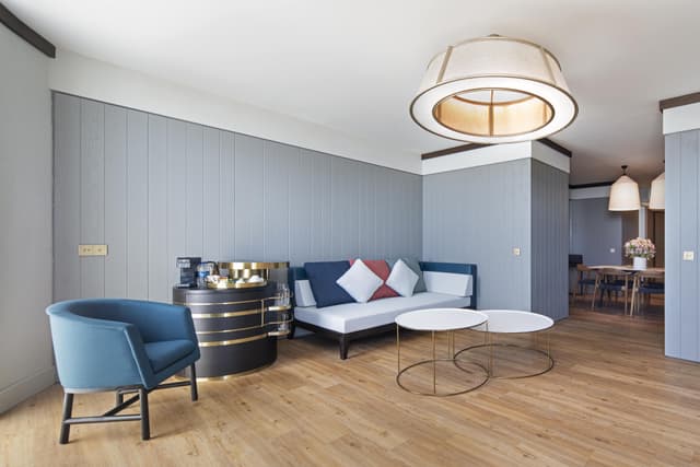 King Suite 6 Person