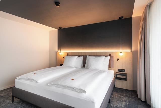 Spacious Roof Top Room