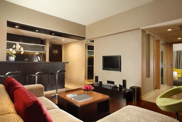 EXP - Executive Suite