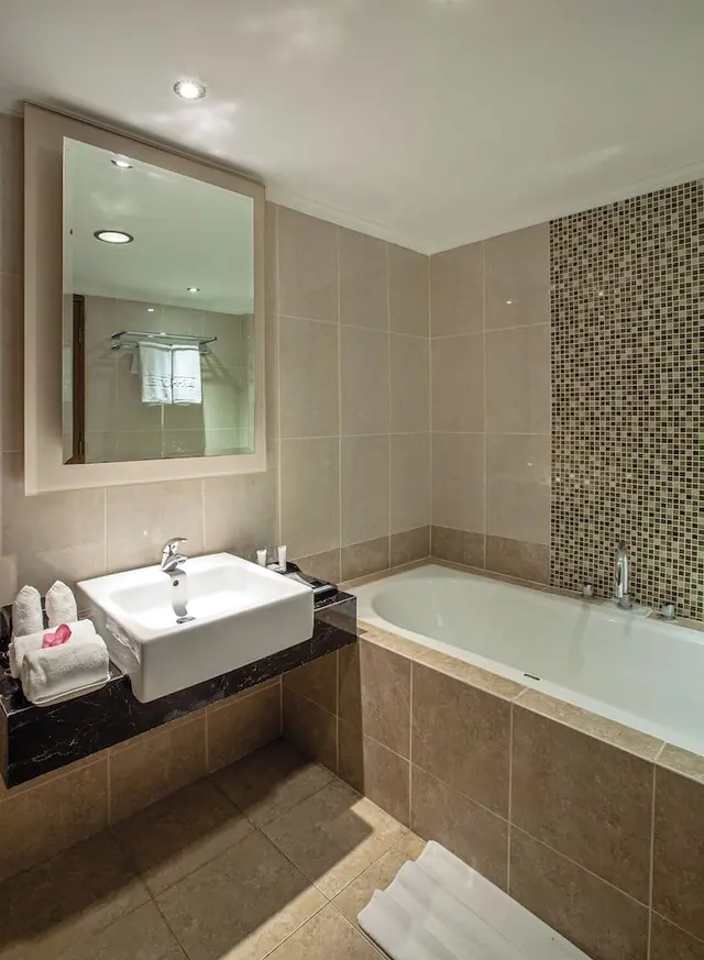 Executive Suite, City View
