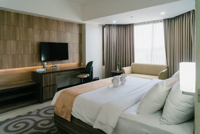 Executive Suite
