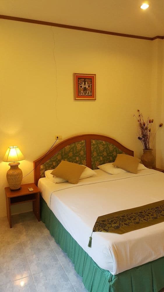 Deluxe Bungalow, Lake View