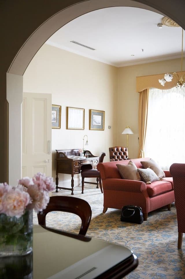 Victorian Suite
