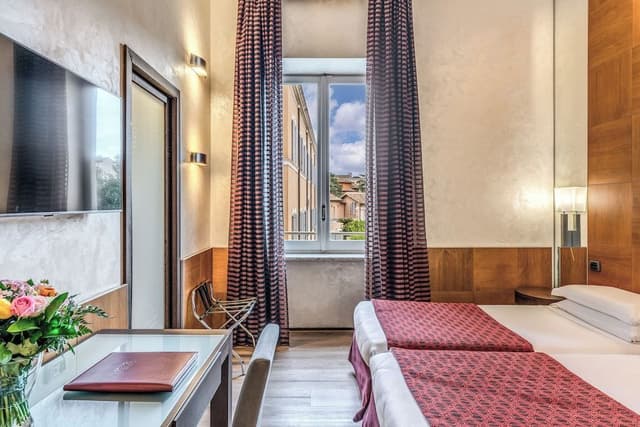 Standard Double or Twin Room (with view)