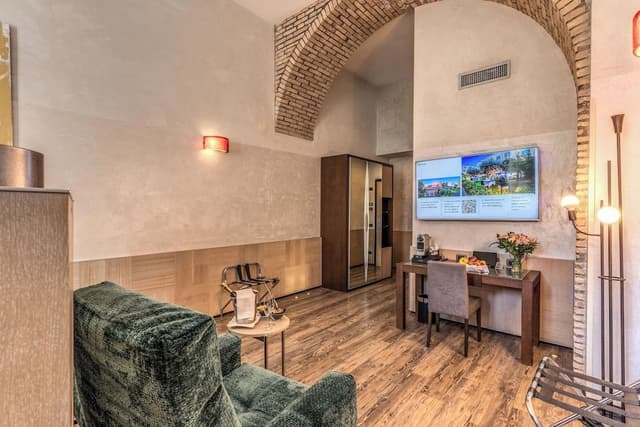 Junior Suite (Palatine Hill View)