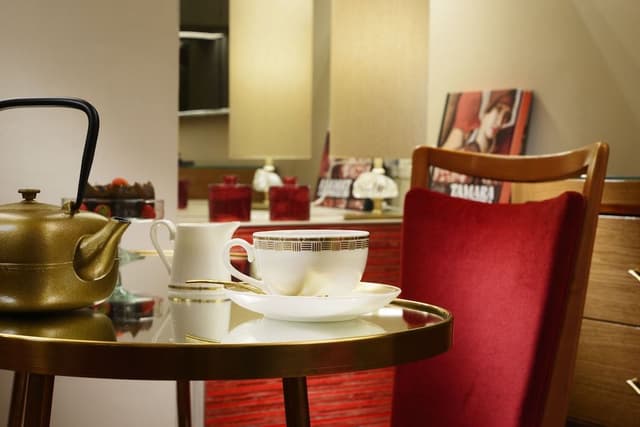 Junior Suite, City View