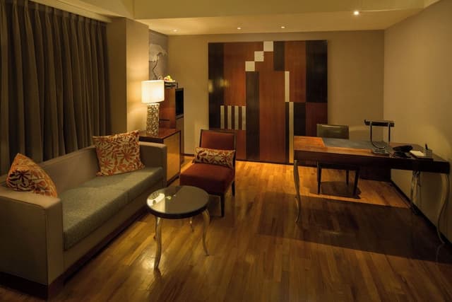 Classic Suite (Washlet equipped)