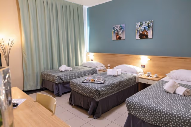 Triple Room