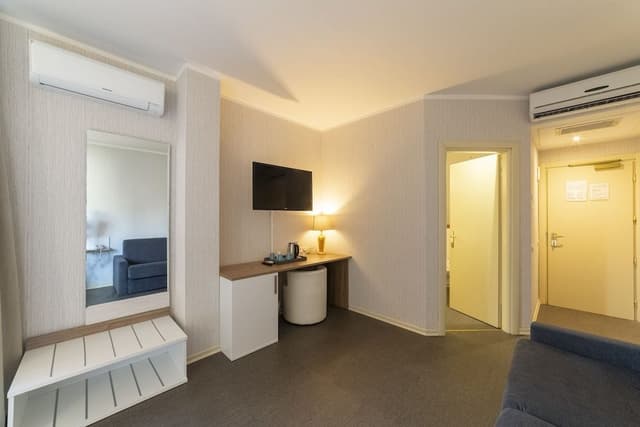 Classic Quadruple Room