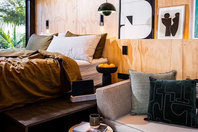 qtQT Cabin