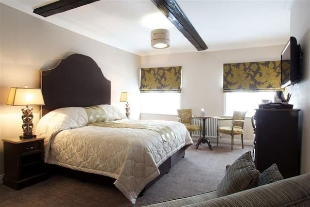 Classic Double Room
