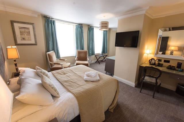 Classic Double Room