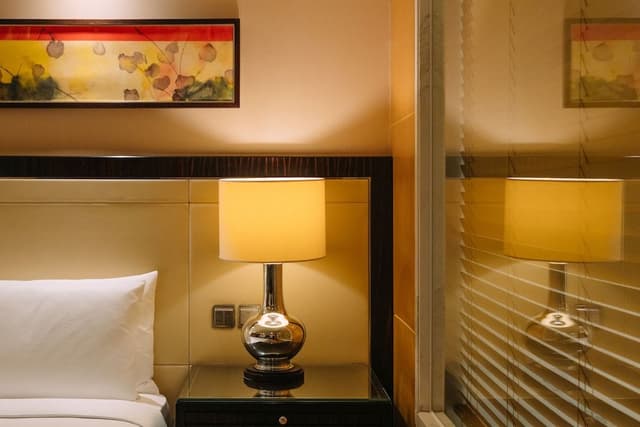 Room, 1 King Bed, Garden View