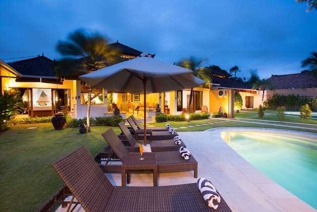 Family Villa, 5 Bedrooms, Private Pool, Pool View (5 Double Beds)