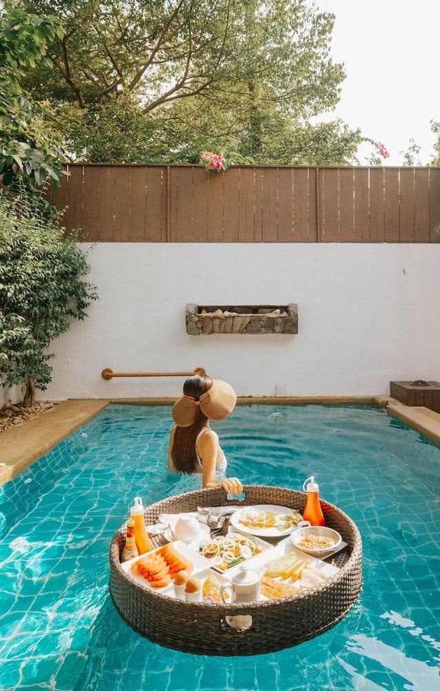 Jacuzzi Pool Villa