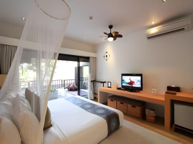 Jacuzzi Family Suite