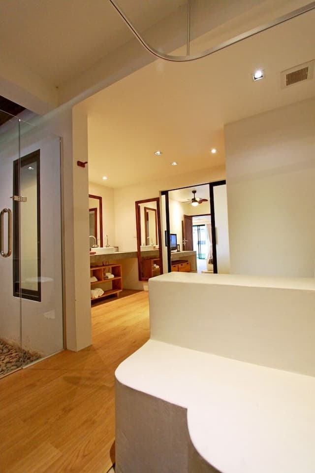 Jacuzzi Family Pool Suite