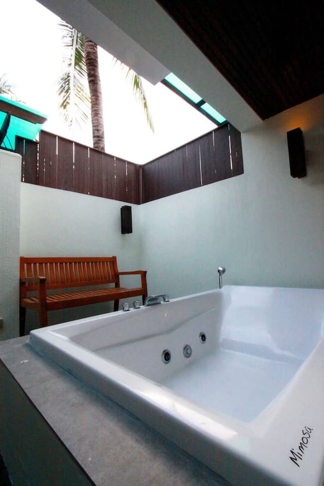 Jacuzzi Lover Deluxe