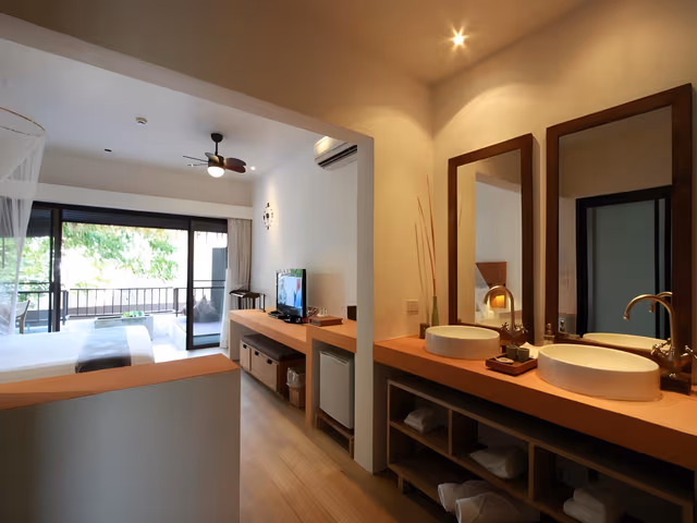 Jacuzzi Family Suite