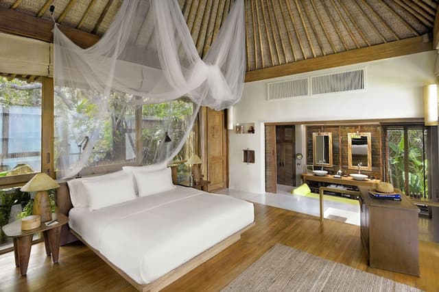 Ocean Front Pool Villa