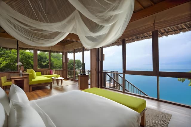 Ocean Front Pool Villa Suite