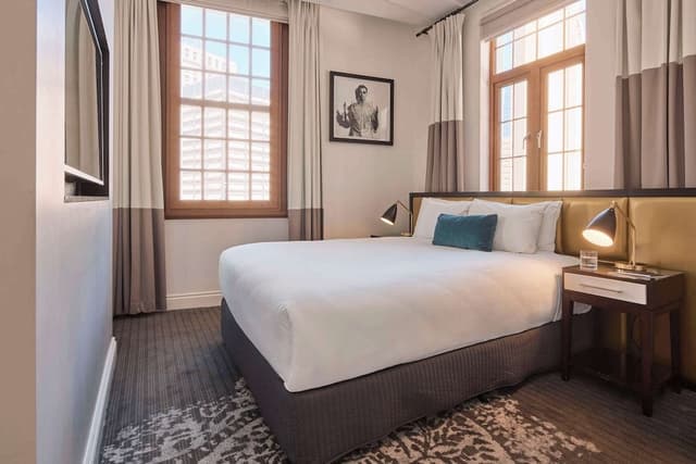 Suite (Large Heritage)