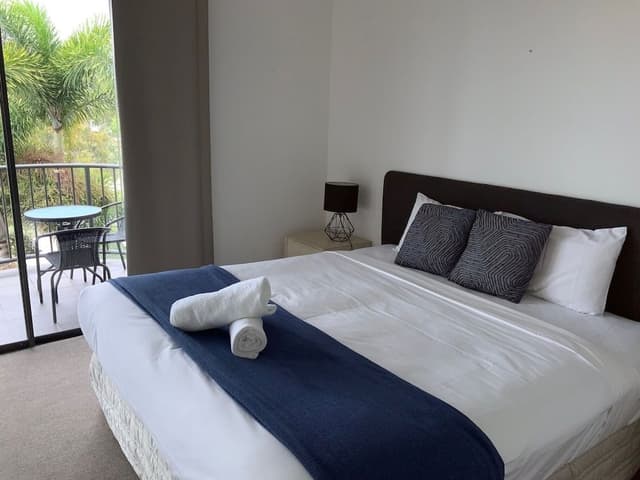 Beachfront Apartment, 3 Bedrooms