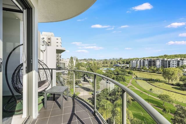 4 Bedroom Penthouse - Private Bar