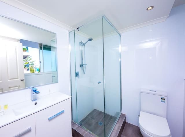 2 Bedroom Spa Waterfront Deluxe
