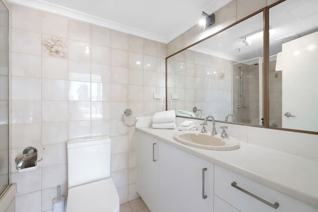 Standard Two Bedroom Ocean View Apartment