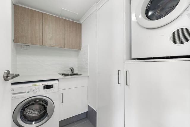 Premium Two Bedroom Ocean View Apartment