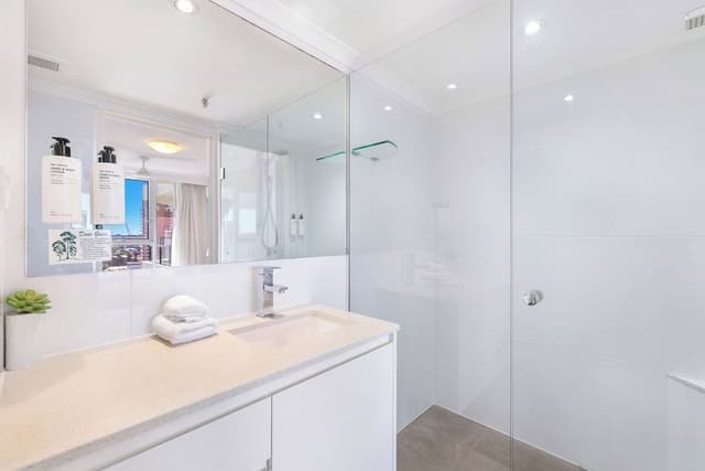 Two Bedroom Ocean View Apartment
