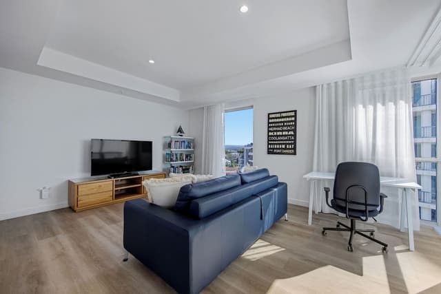 3 Bedrooms Sub Penthouse Apartment with Ocean View