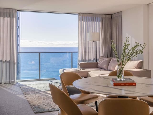 Suite, 2 Bedrooms (Sky View)