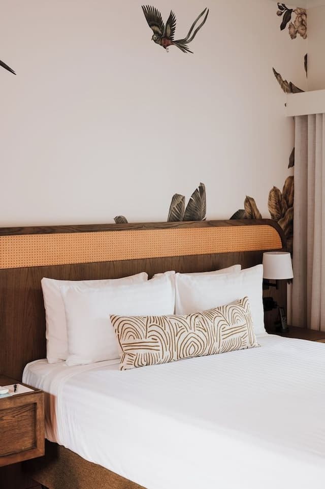 Deluxe Poolside - Eco Green Stay