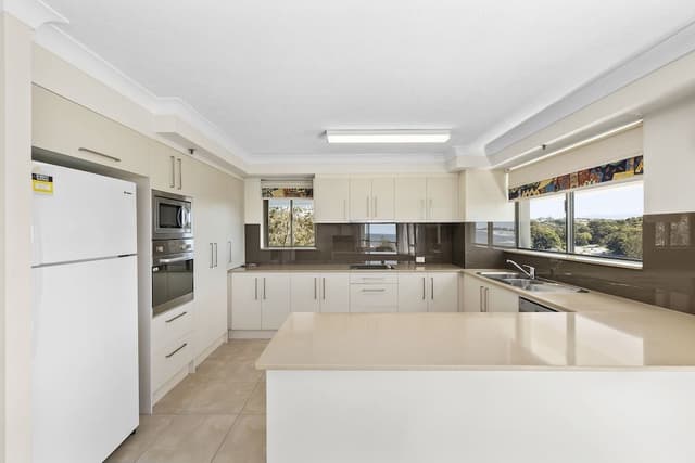 2 Bedroom Superior Ocean View Apartment