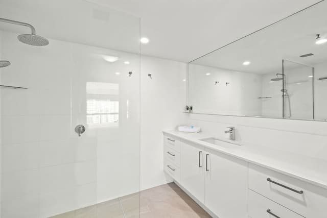 2 Bedroom Superior Ocean View Apartment