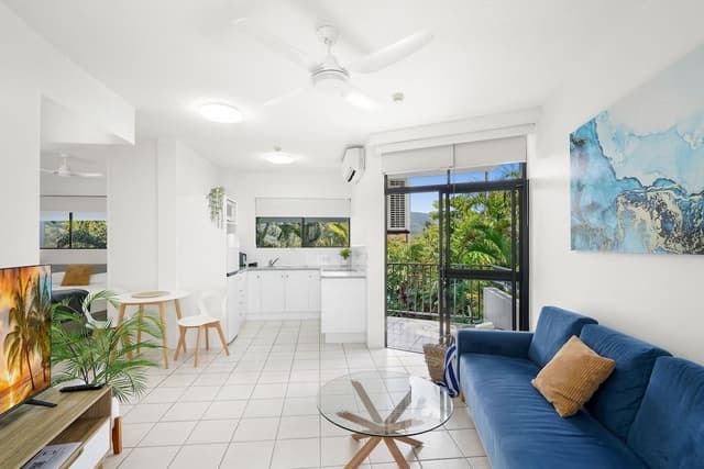 Deluxe Family Ocean View Apartments
