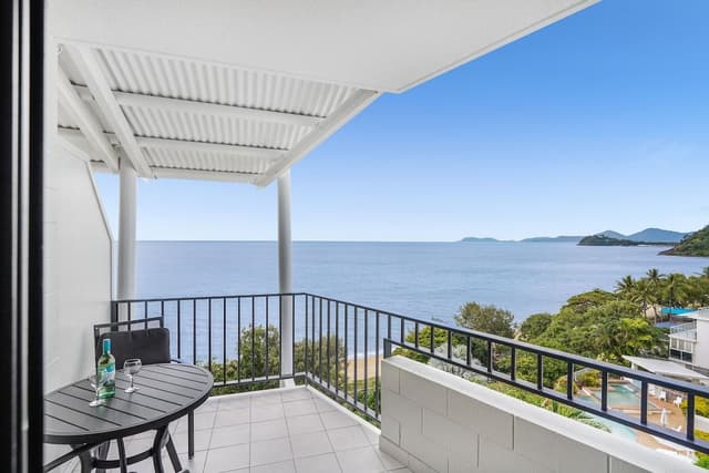 Classic Ocean View Studio