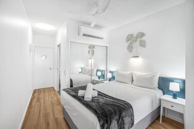 Deluxe Ocean View Studio Apartment