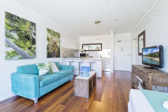 Studio Apartment