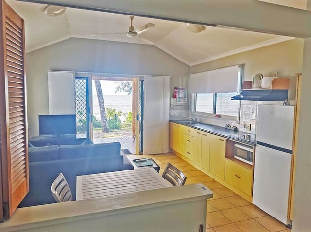 Deluxe Studio, 1 Queen Bed with Sofa bed, Ocean View