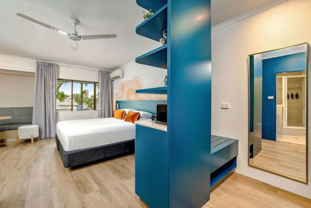 Superior Room, 1 King Bed