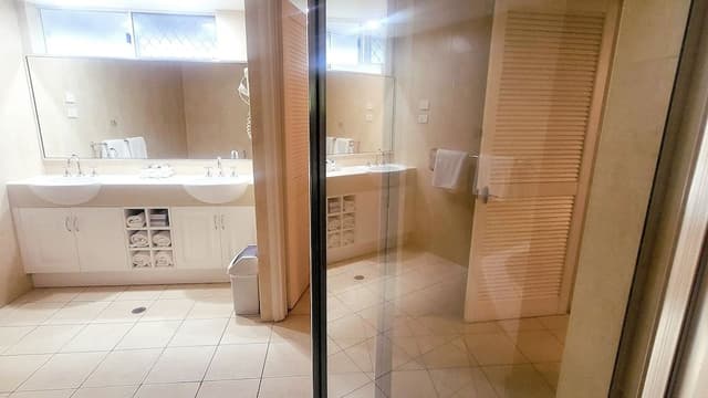 Executive Studio Suite