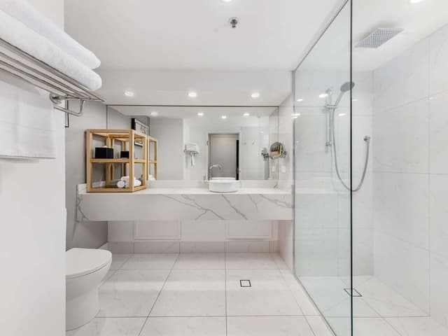 Rejuvenated Superior Room Twin, City Mountain View