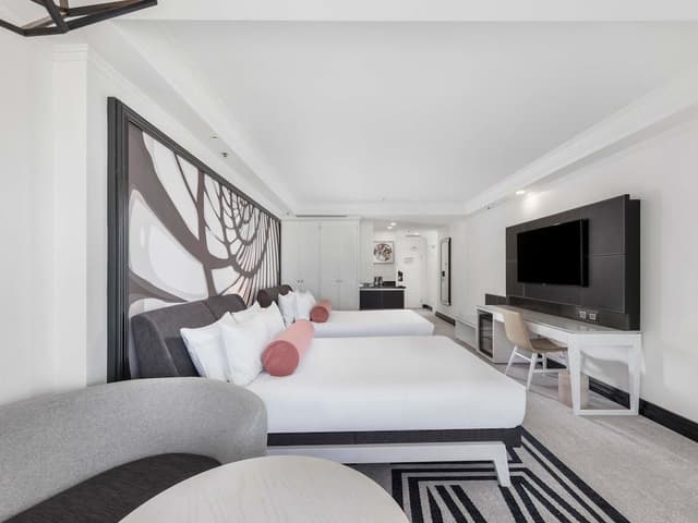 Rejuvenated Superior Room Twin, City Mountain View