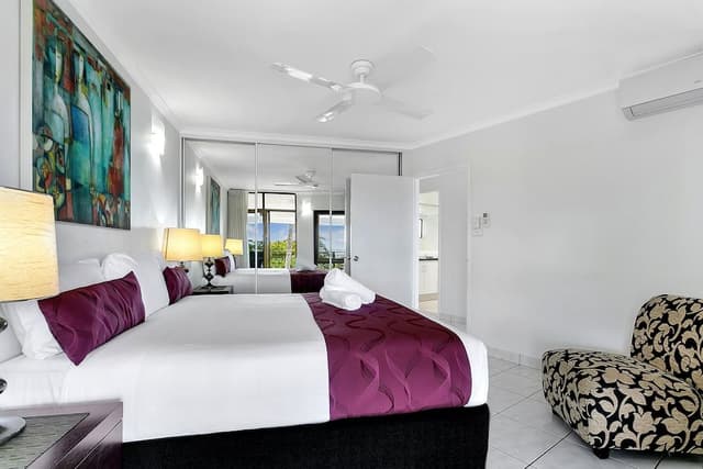 Superior Three Bedroom Sea View Apartment