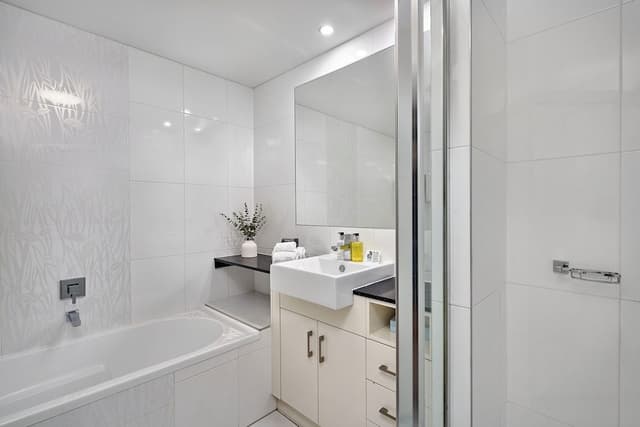 Penthouse, 3 Bedrooms, Oceanfront (Ground Floor)